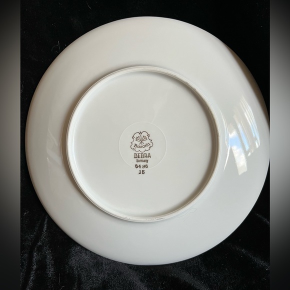 Set of 3 vintage plates made in Germany. Different patterns for a vintage look - Picture 3 of 7